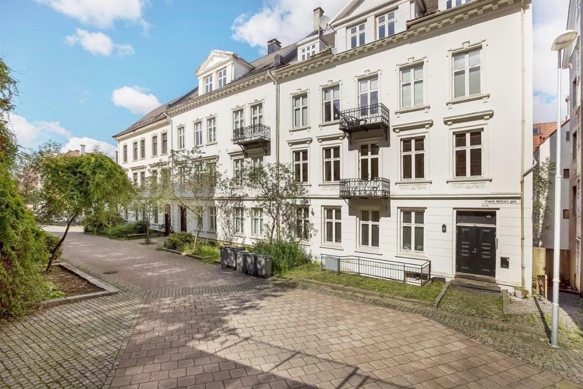 Modern Apartment In City Centre Bergen Exterior photo
